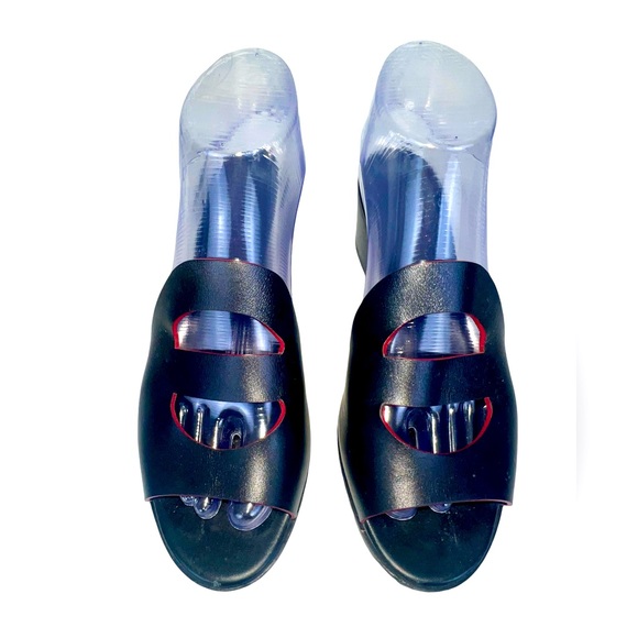 HERMES MONA SANDALS IN BLACK - Picture 1 of 9